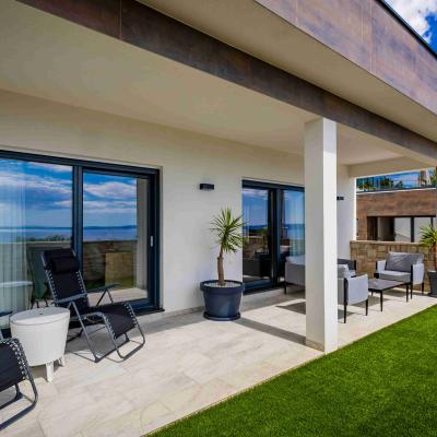 Villa Hana – A Dream View of the Adriatic Sea