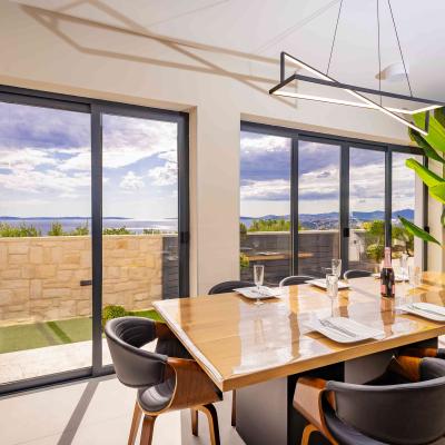 Villa Hana – A Dream View of the Adriatic Sea