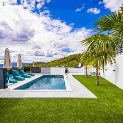 Villa Hana – A Dream View of the Adriatic Sea