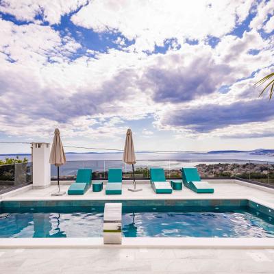 Villa Hana – A Dream View of the Adriatic Sea