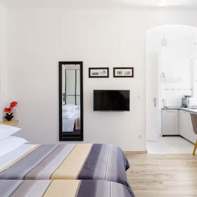 Apartment In 11th Century 1 13