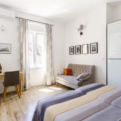 Apartment In 11th Century 1 4