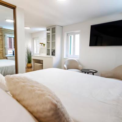 Pjaca Suite Luxury Room 4