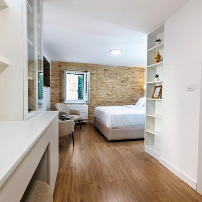 Pjaca Suite Luxury Room 5