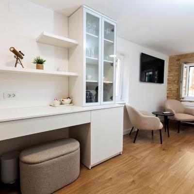 Pjaca Suite Luxury Room 9